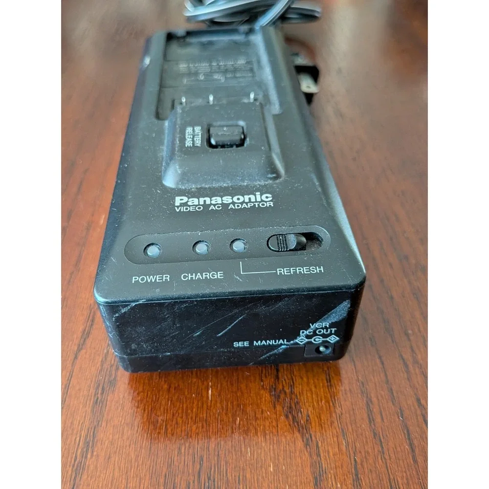 PANASONIC Model PV-A15B Video Camera Camcorder Battery Charger‎ AC Adapter OEM
